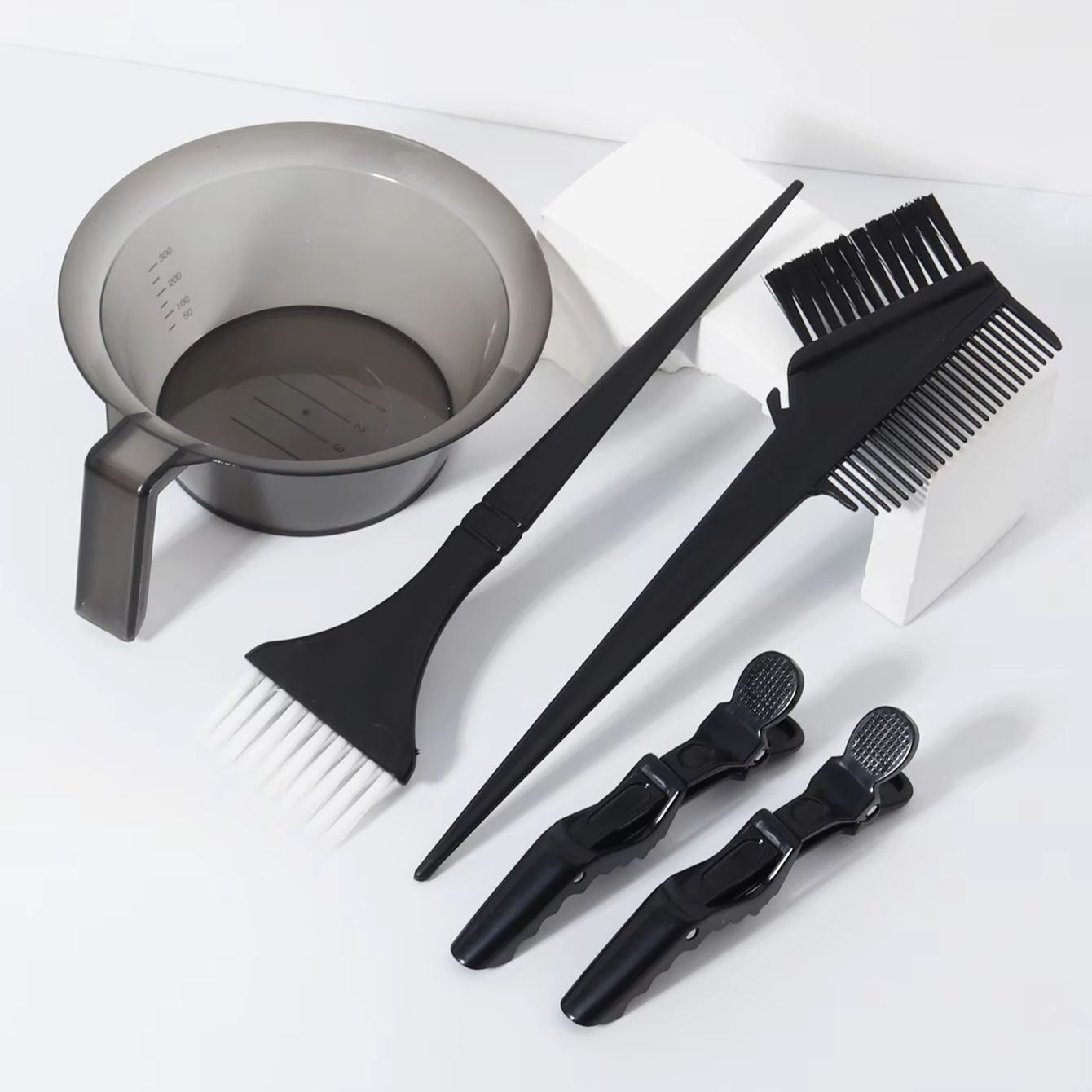 5個入りプロ仕様ヘアカラーツールセット、染料ボウル、染料ブラ - Crocodile Clip Set のレビューと価格